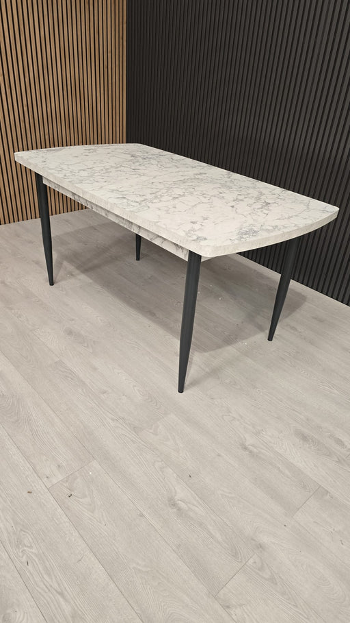IRMAK EXTENDED DINING TABLE ON SALE