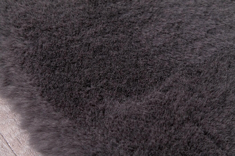 LUXE FAUX FUR RUG PLAIN CHARCOAL