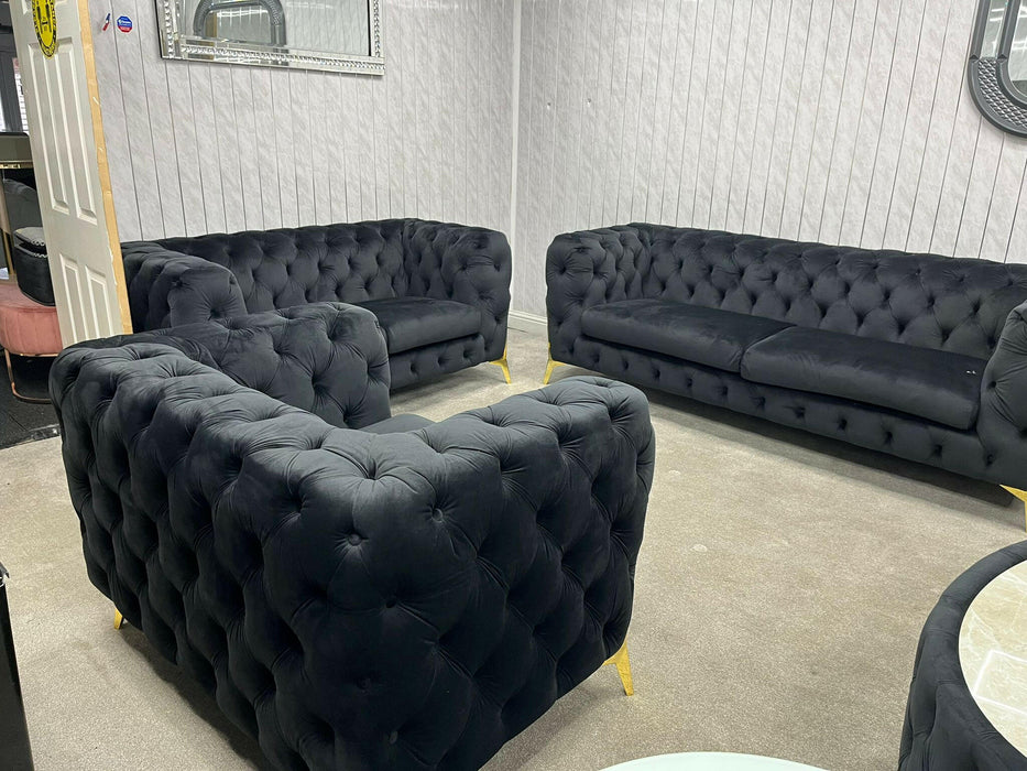 Hermes 2 Chesterfield Plush Velvet Sofa Black & Gold