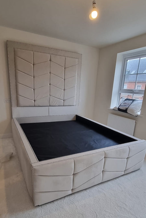 Knightsbridge Bedframe In Plush Velvet