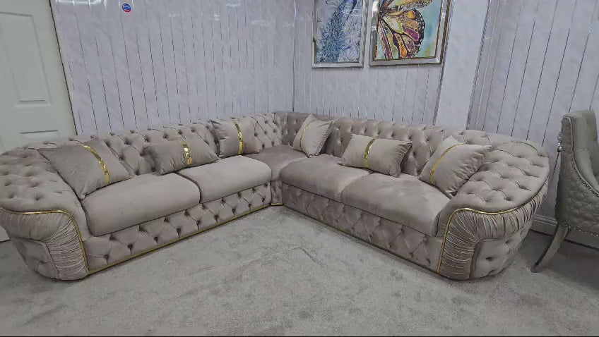 Ambassador corner in 270x270cm in Beige and Gold