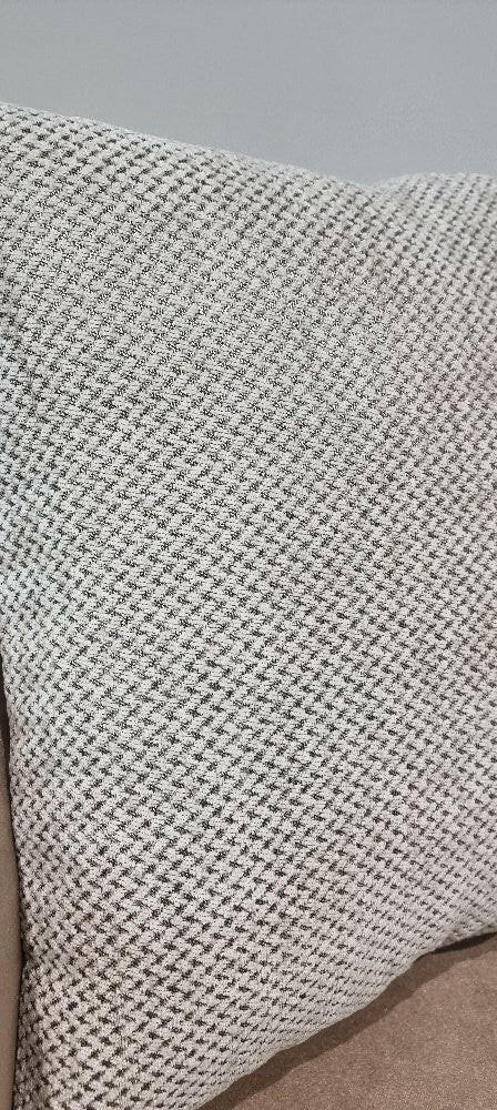 Larze Cushions 20cm x 20cm